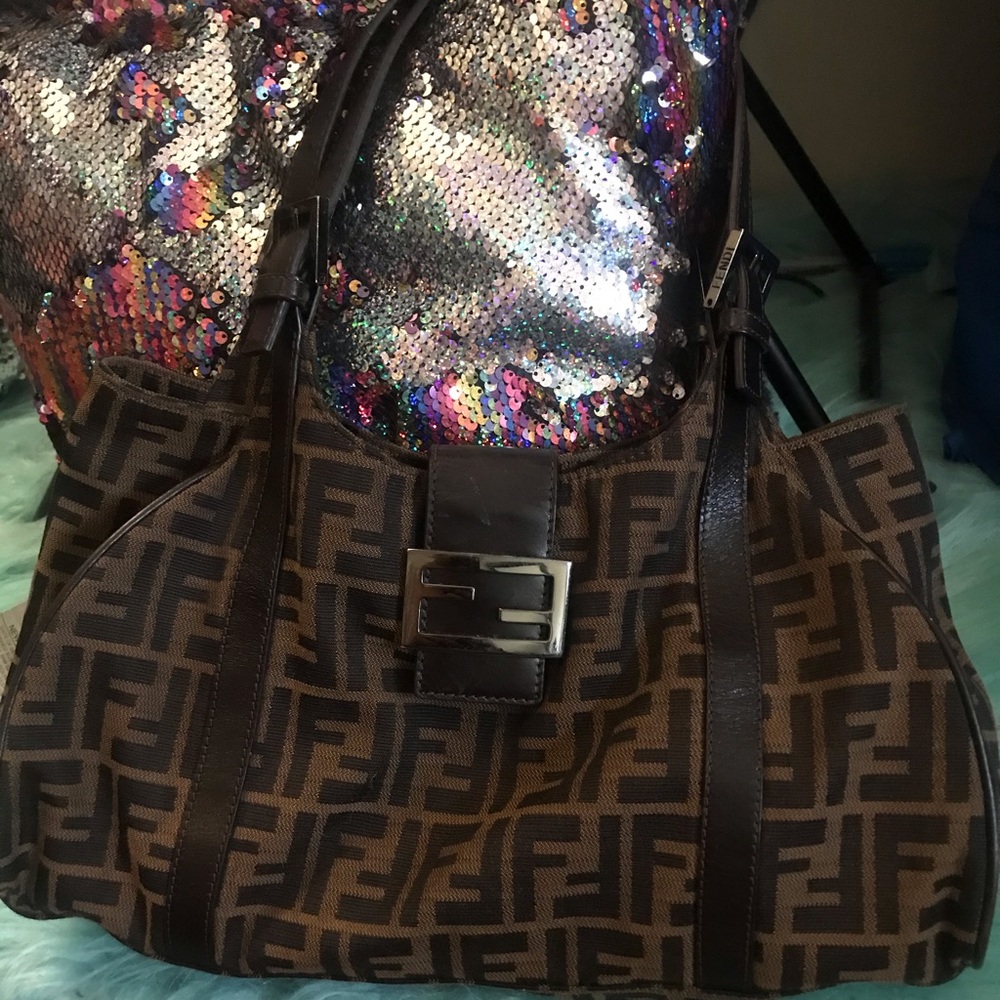 Fendi vintage baguette bag